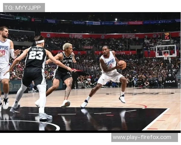 卢指导分析对手防守策略强调三分球投射未能奏效的比赛反思